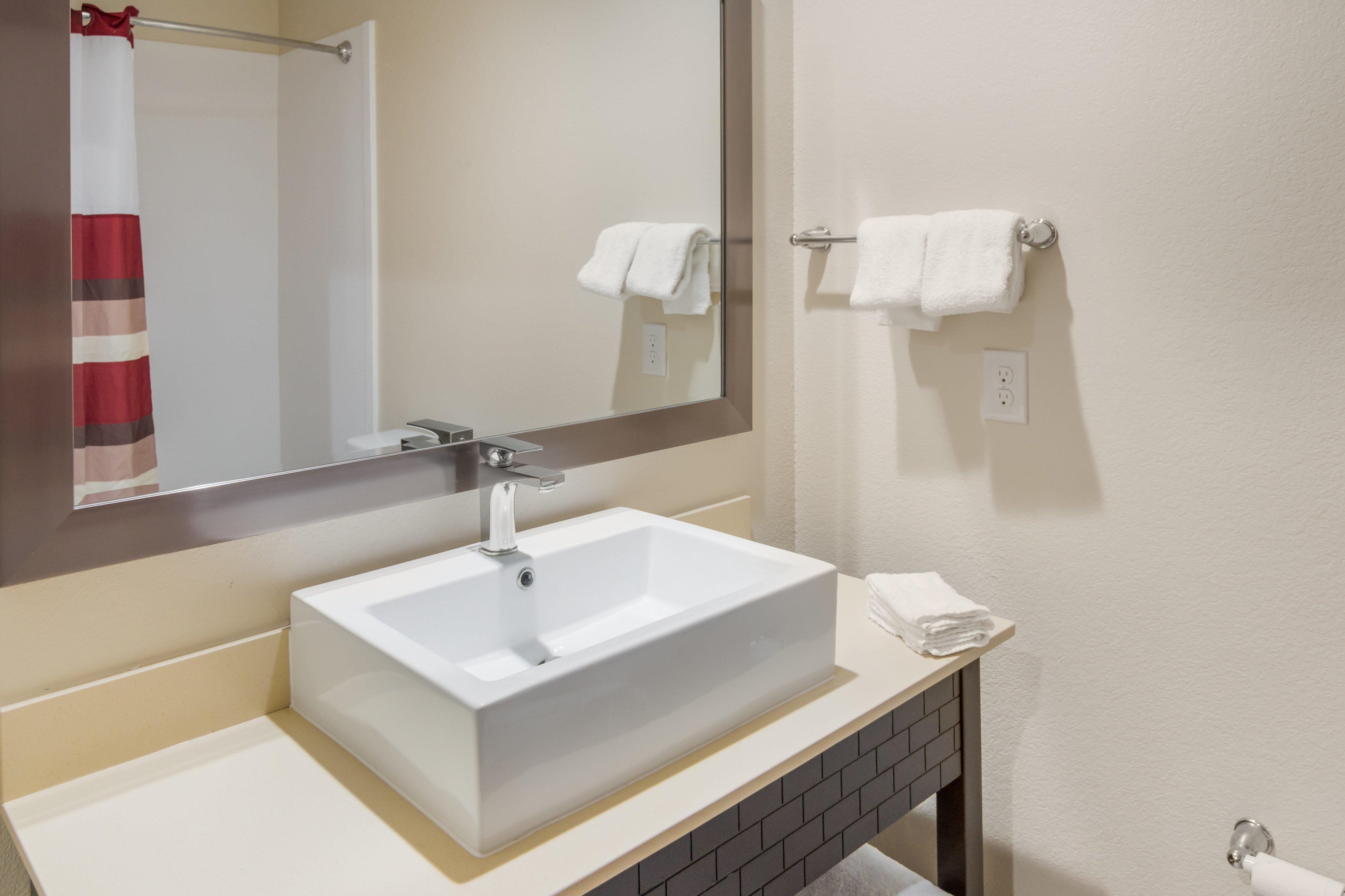 Red Roof Inn Plus+ Fort Worth - Burleson Eksteriør billede